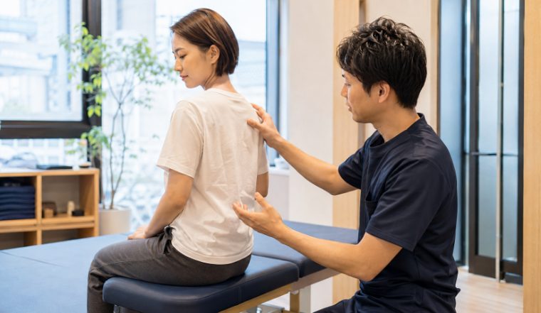 治療院での施術